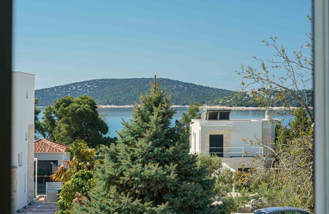 Apartments And Room Anka Водице Екстериор снимка